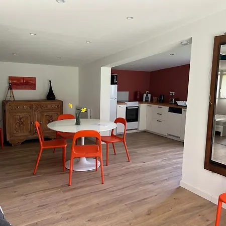 Holiday home La Maison Du Jardin Douai